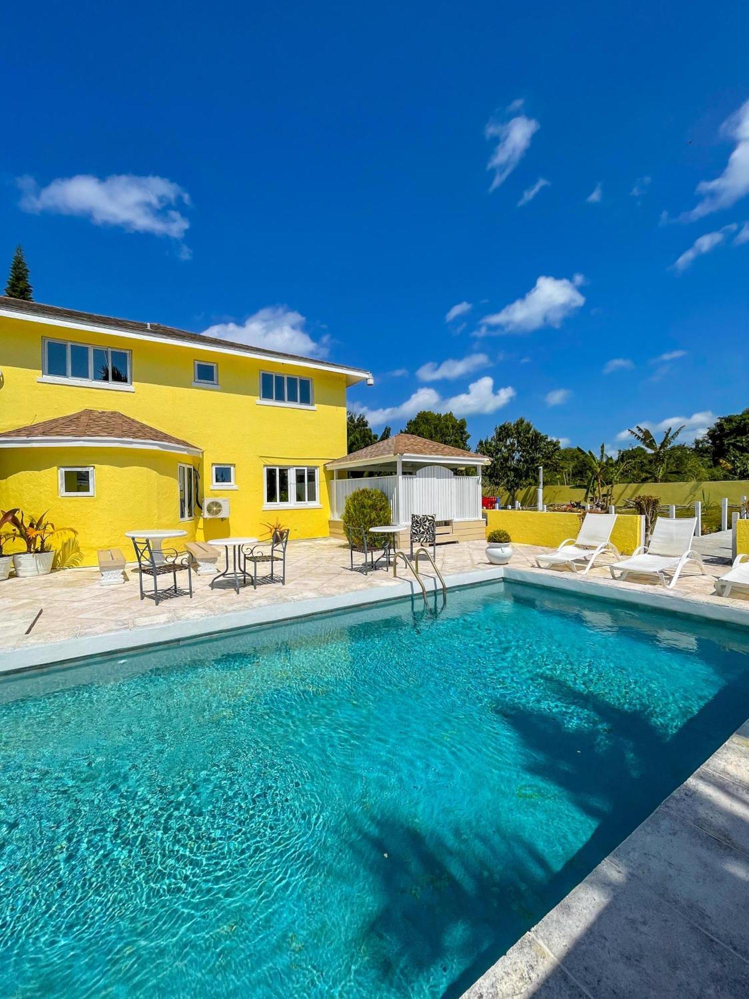 Golden Palms House Bed & Breakfast Nassau Bagian luar foto