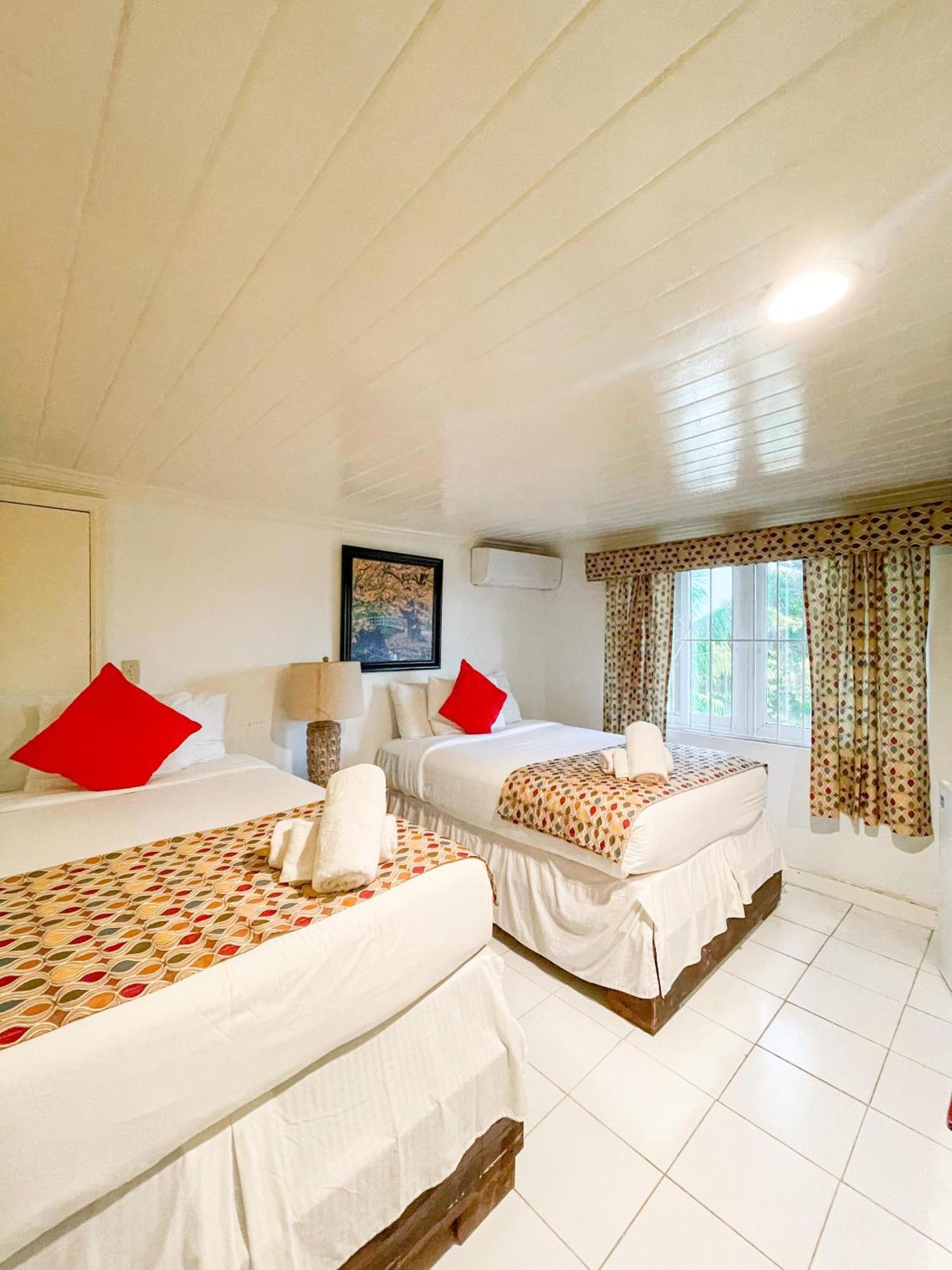 Golden Palms House Bed & Breakfast Nassau Bagian luar foto